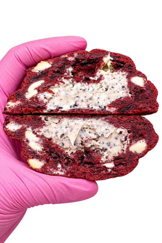 Red Velvet & Cookies &cream Cookies Cookies by Anaeliss