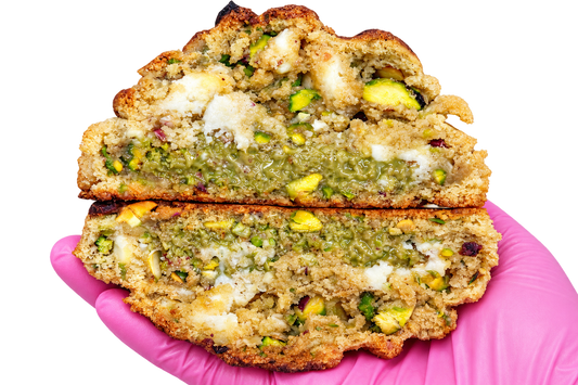 White Chocolate chips Pistacho Dubai Cookies by Anaeliss